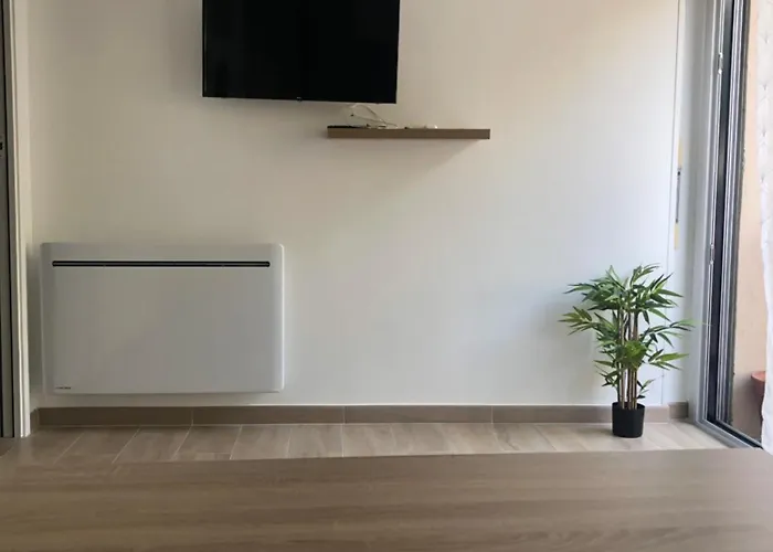 Apartment Pied A Terre En Duo *